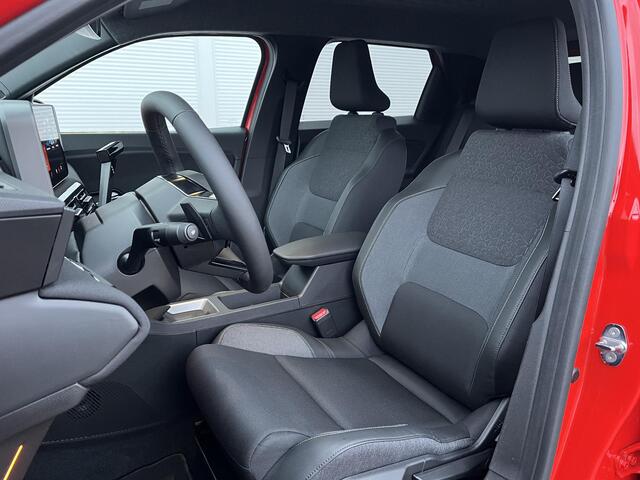 Nissan MICRA EVOLVE 52 kWh / ** ¤ 1.500,- introductiekorting ** / Nu te bestellen / Apple Carplay/Android Auto / voorstoelen verwarmd / lichtmetalen velgen 18" / navigatiesysteem full map /