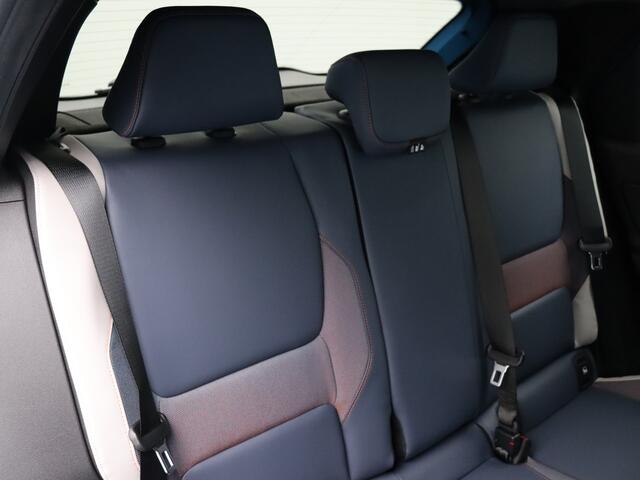 Nissan MICRA Evolve 52 kWh | Achteruitrijcamera | Draadloze smartphonelader