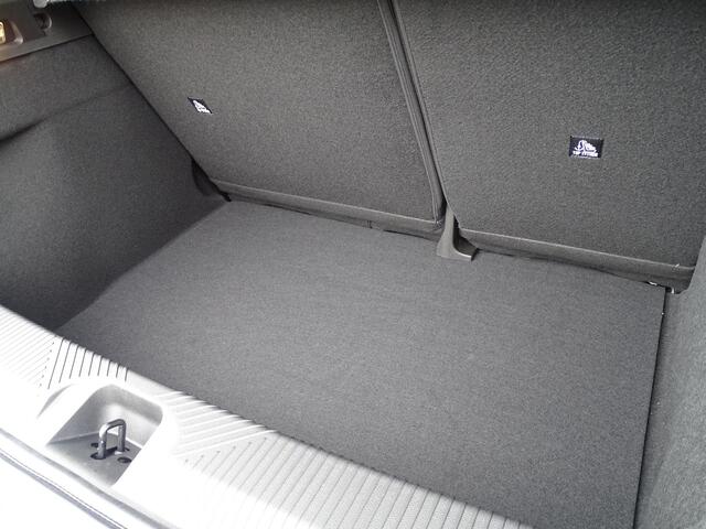 Nissan MICRA ADVANCE 52 kWh APPLE CARPLAY & ANDROID AUTO / METALLIC LAK