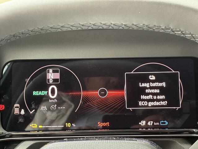 Nissan MICRA EVOLVE 52 kWh Nieuw uit voorraad leverbaar | 18" Sport lichtmetalen velgen | Harman / Kardon audiosysteem | Climate Control | Adaptieve Cruise Control | Fabrieksgarantie