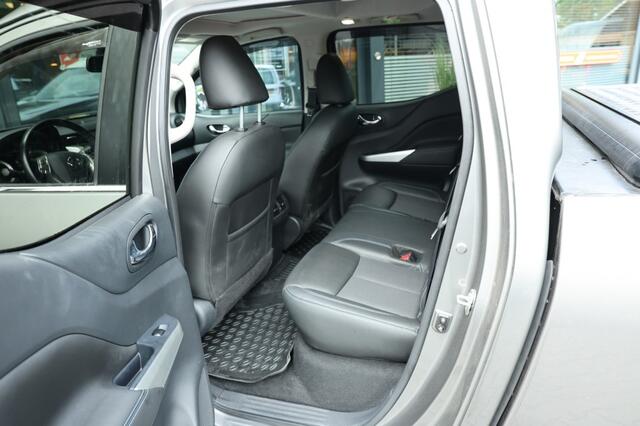 Nissan NAVARA 2.3 DCI DUBBEL CABINE N-GUARD A/T 5 SITZ 4WD VAN