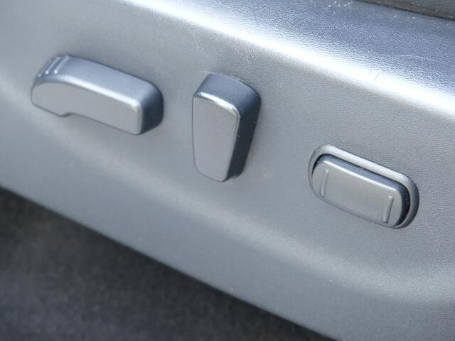 Nissan NAVARA 2.3 dCi Tekna 190PK 4WD 3500KG Trekgewicht Camera/PDC/Navigatie