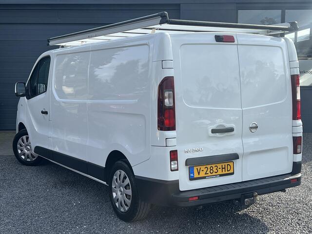 Nissan NV300 1.6 dCi 120 L2H1 Optima 3 Zitplaatsen,Navi,Airco,Cruise,PDC,Imperiaal,Trekhaak,Elek Ramen,N.A.P,APK Tot 06-2025