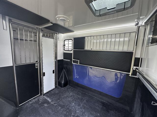 Nissan NV400 2-paards paardenvrachtwagen B-rijbewijs NIEUW & BPM VRIJ!