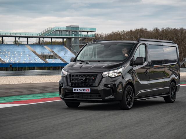 Nissan PRIMASTAR 2.0 dCi 130pk L2H1 Nismo+ | 2500KG Trekgewicht | 0% Lease | Achteruitrijcamera | 5 Jaar Fabrieksgarantie |