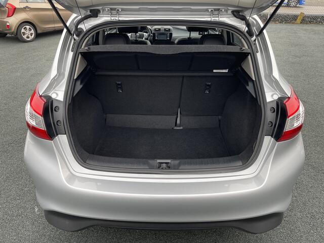 Nissan PULSAR 1.2 DIG-T N-Connecta Bijzonder nette Pulsar