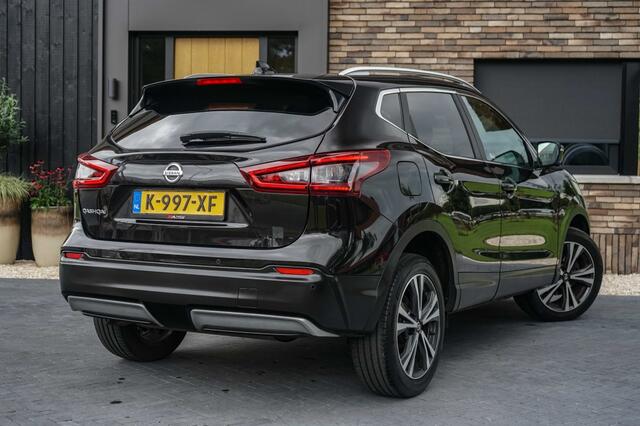 Nissan QASHQAI 1.3 DIG-T 160PK N-Connecta Automaat/Pano/360