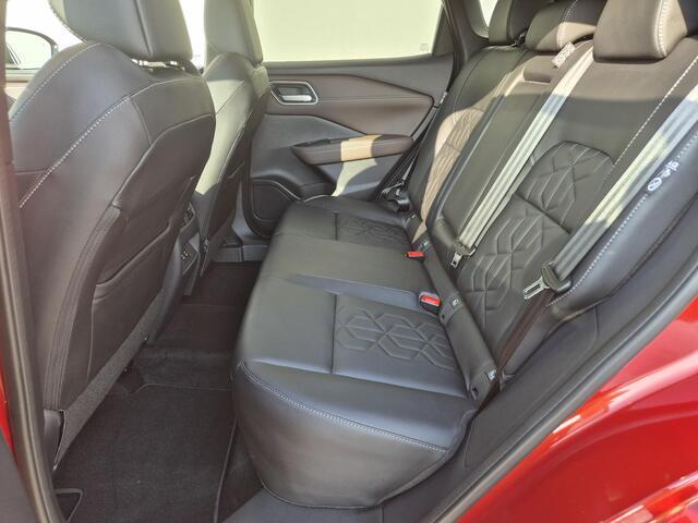 Nissan QASHQAI 1.3 MHEV Xtronic Tekna Automaat / Cold Pack / Nieuw model / Facelift / HUD / Trekgewicht 1800 kg / Rondomzicht camera / Stuur-, Stoel en voorruitverwarming / Elektrische achterklep / Keyless Entry/Start / Adaptief CC /