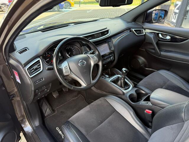 Nissan QASHQAI 1.2 N-Vision *Trekhaak & All Season Banden*