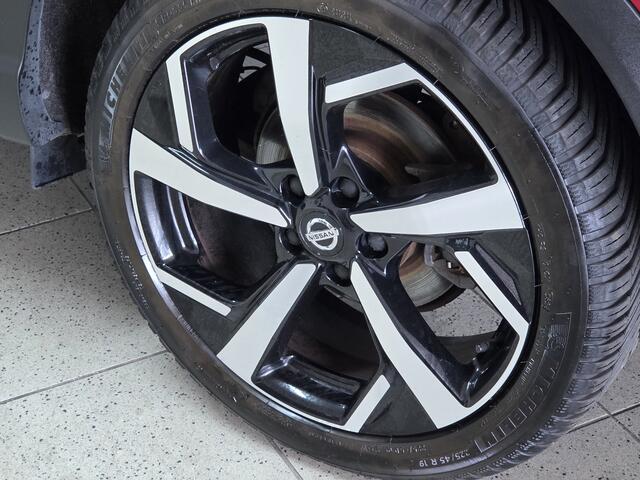 Nissan QASHQAI 1.2 Tekna +/ LED Koplampen/ Pano-Dak/ BOSE/ Trekhaak/ Keyless/ 360 Camera/ Zwarte Hemel/ DAB+/ Elek.Stoelen+Memory/ Grootlichtass./ Dodehoekdet./ Stoelverw./ Voorruitverw./ LEDER/ Clima/ Navi/ Cruise.