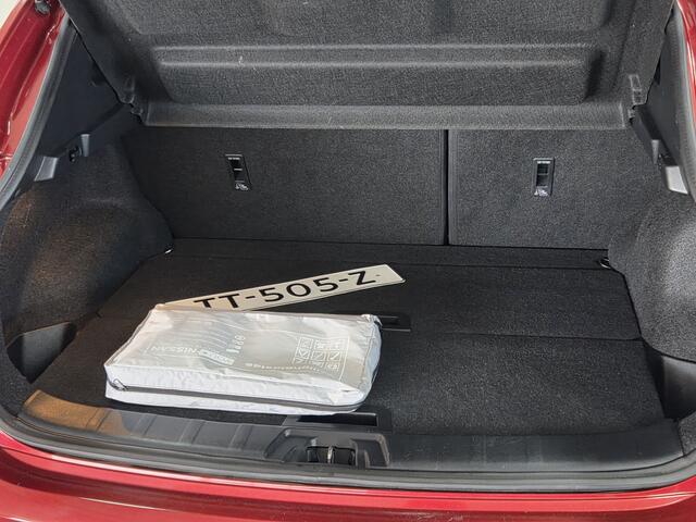 Nissan QASHQAI 1.2 Tekna +/ LED Koplampen/ Pano-Dak/ BOSE/ Trekhaak/ Keyless/ 360 Camera/ Zwarte Hemel/ DAB+/ Elek.Stoelen+Memory/ Grootlichtass./ Dodehoekdet./ Stoelverw./ Voorruitverw./ LEDER/ Clima/ Navi/ Cruise.