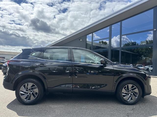 Nissan QASHQAI 1.3 MHEV Business Access Originele Nederlandse auto | NAP | Apple CarPlay & Android Auto | Camera | Dodehoekdetectie | Keyless Entry & Start | Adaptieve Cruise Controle | All Season banden | 12 maanden BOVAG-garantie + grote beurt inbegrepen