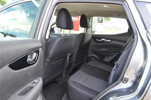 Nissan QASHQAI 1.2 Acenta a.Camera | Trekhaak | Navi | Climate | NL auto | NAP