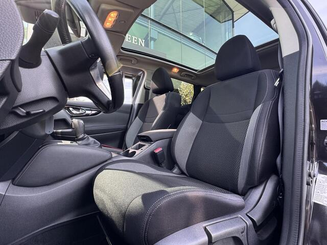 Nissan QASHQAI 1.2 N-Connecta Panorama | Achteruitrijcamera