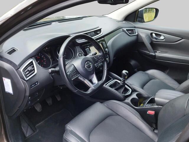Nissan QASHQAI 1.6 N-Connecta | Trekhaak | Stoelverwarming | 360 Camera |