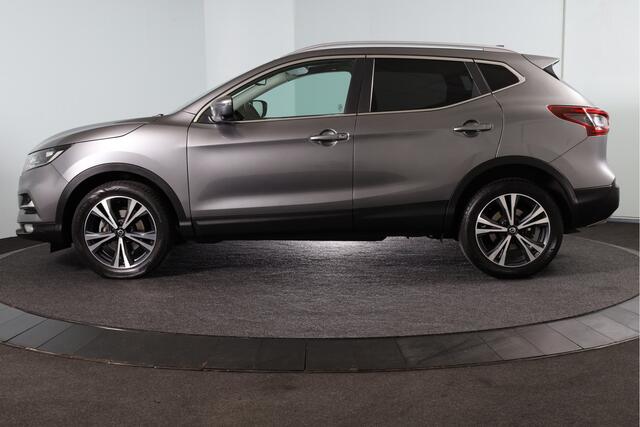 Nissan QASHQAI 1.3 DIG-T 160 PK N-Connecta - Automaat | Pano | Cruise | Stoel-+Voorruitverw. | PDC | 360 Camera | NAV + App. Connect | ECC | Trekhaak | LM 18" |