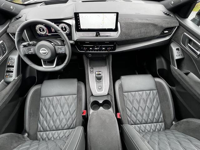 Nissan QASHQAI 1.3 MHEV Xtronic Tekna Plus Automaat / Zeer compleet / 1.800 kg trekgewicht / Facelift / Panorama dak / HUD / Adapt. CC / Elektr. klep / Elektr. stoelen met massagefunctie / Navi / Apple Carplay Android / 20" LM wielen /