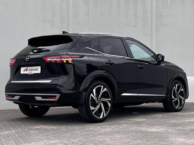 Nissan QASHQAI 1.3 MHEV Xtronic Tekna Plus Automaat / Zeer compleet / 1.800 kg trekgewicht / Facelift / Panorama dak / HUD / Adapt. CC / Elektr. klep / Elektr. stoelen met massagefunctie / Navi / Apple Carplay Android / 20" LM wielen /
