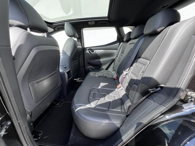 Nissan QASHQAI 1.3 DIG-T Tekna + Automaat / 1.500kg trekgewicht! / Panoramadak / Navigatie / Apple Carplay Android / Leder / Camera 360° / 19" LM wielen / Winterwielenset inclusief /