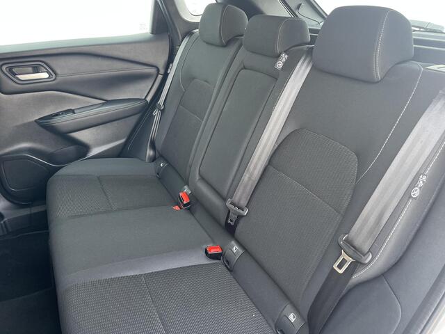 Nissan QASHQAI 1.3 MHEV Xtronic Access Edition / Navigatie Via Apple Carplay & Android Auto / Trekhaak (1800KG) / Climate Control / Stoel- en stuurwielverwarming / Adaptive Cruise Control /