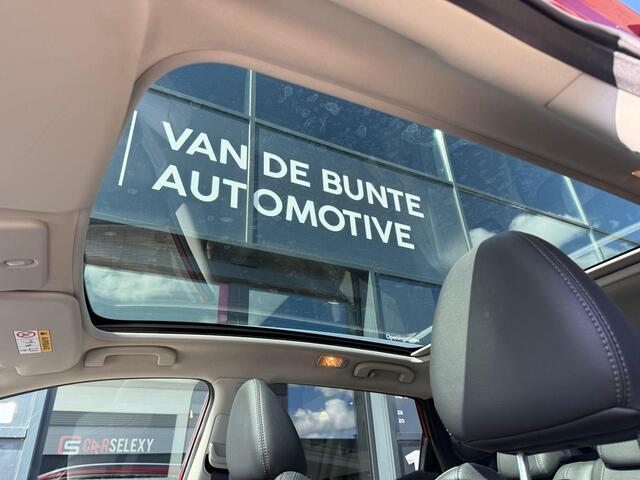Nissan QASHQAI 1.2 Tekna Automaat *Trekhaak*