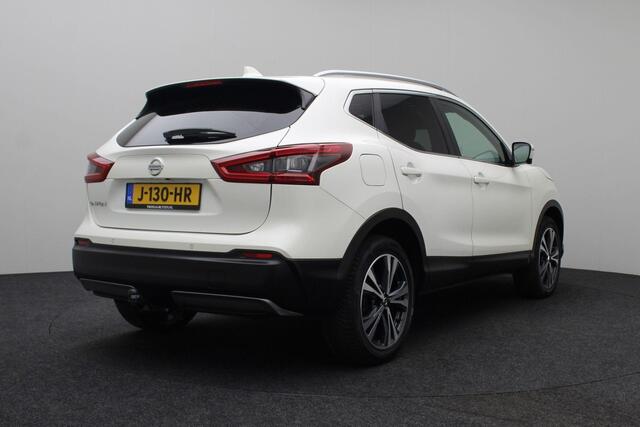 Nissan QASHQAI 1.2 Tekna 2018 Panoramadak | 360 Camera | Navigatie | Bluetooth | Cruise control | Trekhaak | Climate control | Keyless | PDC | Radio CD | Multifunctioneel stuurwiel | Lichtmetaal