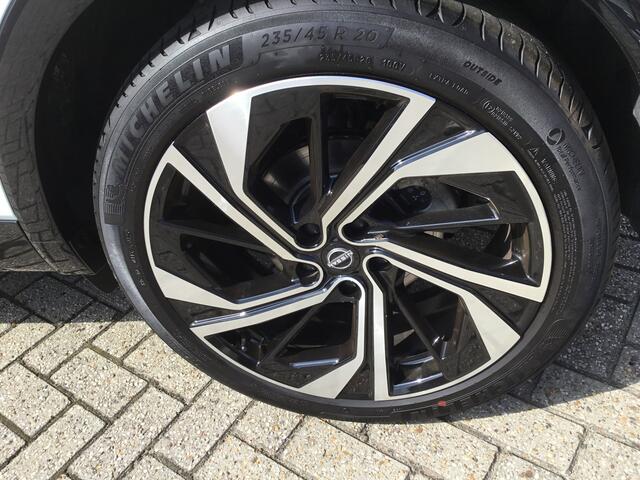 Nissan QASHQAI 1.3 MHEV 158 Xtronic Tekna Plus Cold Pack