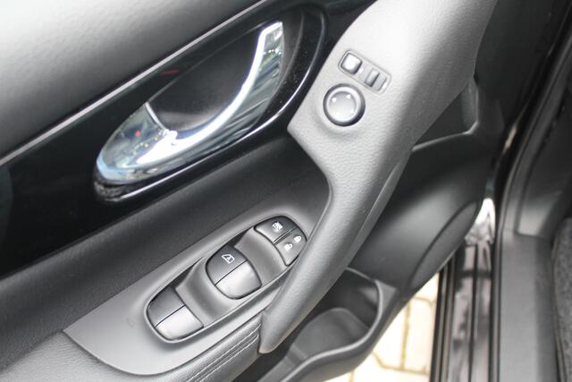 Nissan QASHQAI 1.6 Tekna 164pk | incl. 12 maanden garantie | Trekhaak | 360 camera | Cruise | Navigatie | Bluetooth | Climate control | Lane assist | Stoelverwarming | Panoramadak | 19" lmv | Parkeersensoren V+A | Keyless entry + start | Dodehoek detectie |