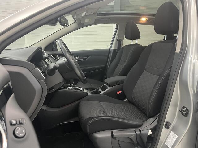 Nissan QASHQAI 1.2 N-Connecta / Dealeronderhouden / Automaat / Panoramadak / Trekhaak (1000kg) / Navigatie / Climate Control / Cruise Control /
