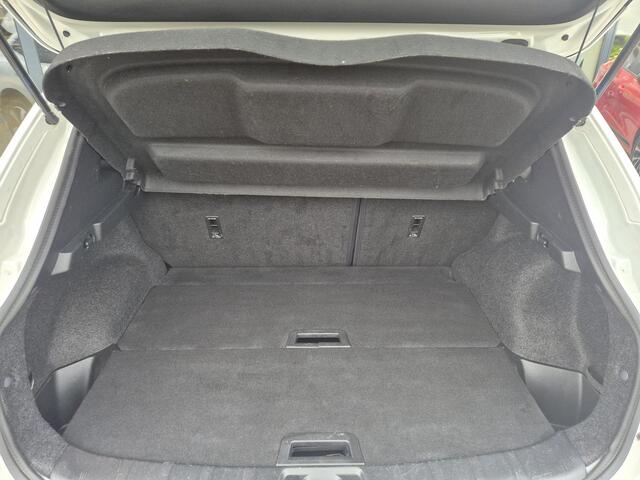 Nissan QASHQAI 1.2 Tekna | Trekhaak | Panoramadak |