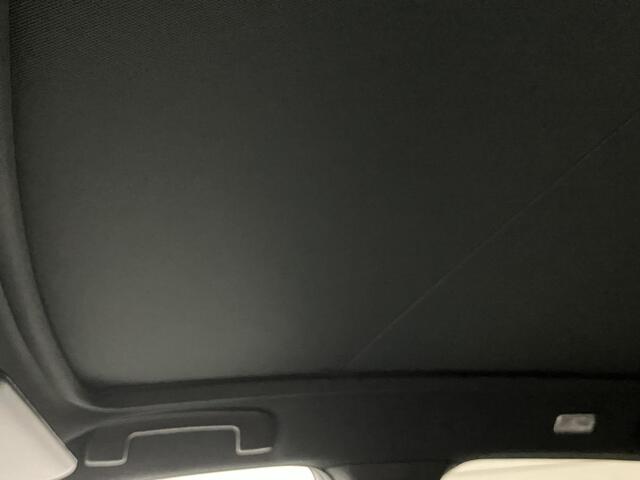 Nissan QASHQAI 1.3 MHEV Xtronic N-Design / ¤4000,- Nissan Voorraadvoordeel / Nieuw uit Voorraad Leverbaar / Panoramadak / Stoel- en Stuurverwarming / Verwarmde Voorruit /