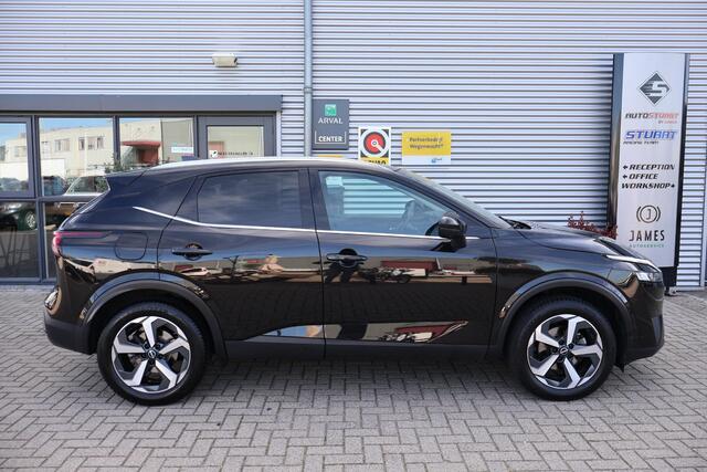 Nissan QASHQAI 1.3 MHEV Xtronic N-Connecta NL-Auto | Volledig Onderh. | BTW | 2e Eigenaar | Trekhaak | 360' Cam | Carplay | Full Led | PDC | DAB | Bots Systeem | Ad Cruise | Navi | Keyless