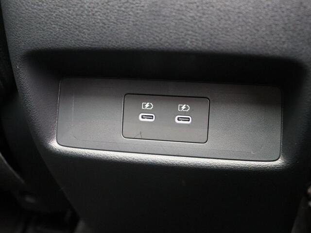 Nissan QASHQAI 158pk MHEV Xtronic N-Connecta | Panoramadak | Stuur, stoel en voorruitverwarming | Headup Display | Elektrische Achterklep |