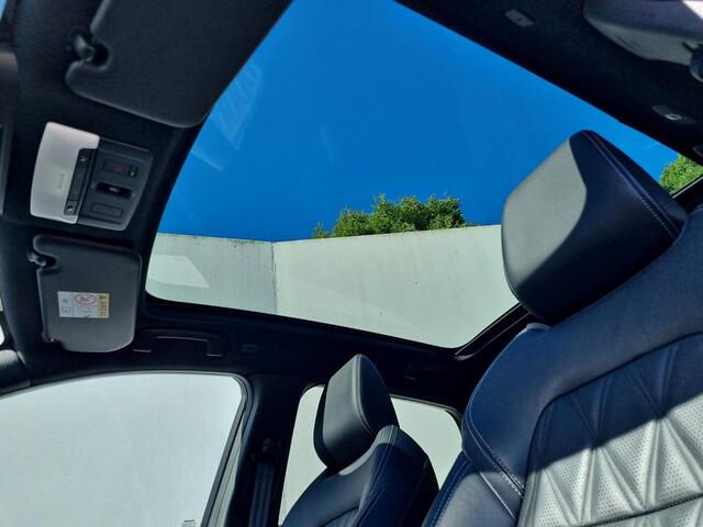 Nissan QASHQAI 1.5 e-Power Tekna Plus / All Season banden / Lederen bekleding met massagefunctie / Head-up Display / Elektrische kofferbak / Panoramadak /