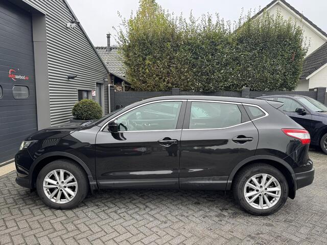 Nissan QASHQAI 1.2 N-Connecta | Navigatie | Camera | DAB | Lichtmetalen Velgen | Trekhaak |