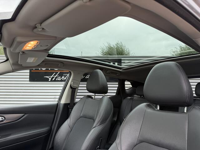 Nissan QASHQAI 1.2 Business Edition | Trekhaak | 360° Camera | Stoelverwarming | Panoramadak | Cruise | Clima | LM Velgen | RIJKLAARPRIJS INCL 12 MAANDEN GARANTIE EN BEURT