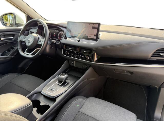 Nissan QASHQAI 1.3 MHEV X N-Connecta I Panoramadak I Keyless I 360 Camera