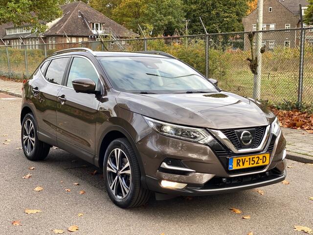 Nissan QASHQAI 1.6 Tekna - Pano dak - Navi - Trekhaak - Leer !!!