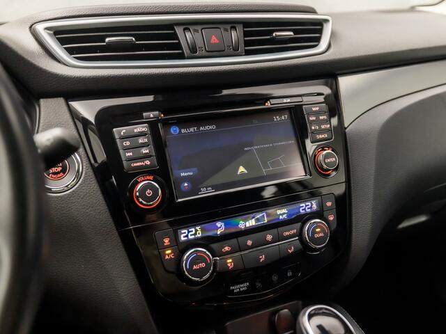 Nissan QASHQAI 1.2 Tekna Deluxe Automaat (NAVIGATIE, 360 CAMERA, LEDER, STOELVERWARMING, ELEK SPORTSTOELEN, KEYLESS, GETINT GLAS, TREKHAAK, NIEUWE APK, NIEUWSTAAT)