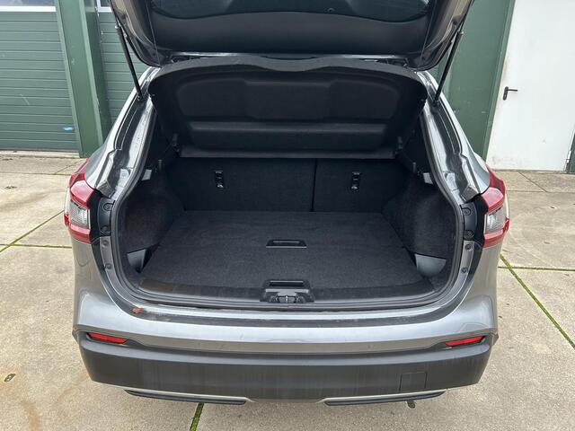 Nissan QASHQAI 1.3 DIG-T Premium Edition