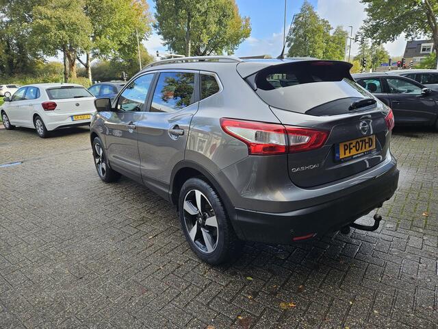Nissan QASHQAI 1.2 N-Vision / Airco Clima/ Navigatie/ Cruise/ Camera 360graden/ PDC/ Trekhaak/ Pano-dak/ Stoelverwarming/ Lederen bekleding