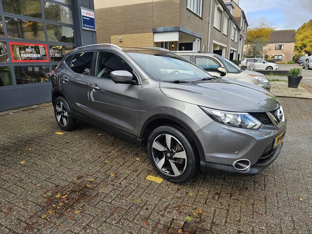 Nissan QASHQAI 1.2 N-Vision / Airco Clima/ Navigatie/ Cruise/ Camera 360graden/ PDC/ Trekhaak/ Pano-dak/ Stoelverwarming/ Lederen bekleding