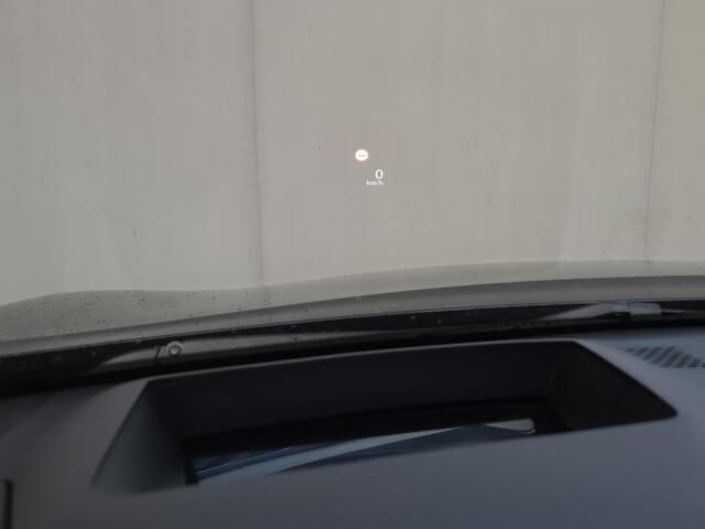 Nissan QASHQAI 1.3 MHEV Xtronic Tekna Plus Automaat / Nieuw Model / Facelift / HUD / Panoramadak / Stoel met massage functie / Trekgewicht 1800 kg / Elektrische achterklep / Rondomzicht camera / Stuur-, Stoel en Voorruit verwarming /