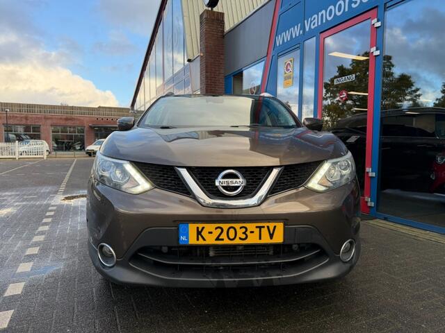 Nissan QASHQAI 1.2 Automaat Panodak Navi 360 Camera Leer Airco(ECC)