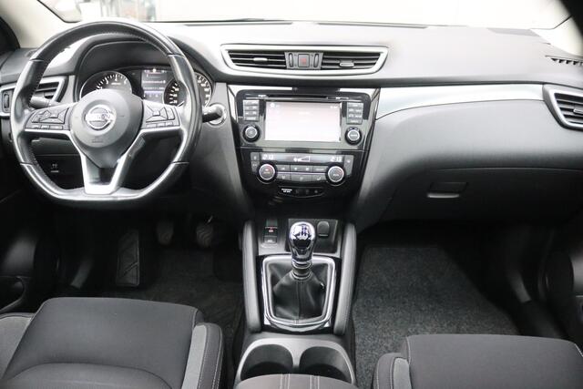 Nissan QASHQAI 1.6DIG-T 163PK N-Connecta Trekhaak/Panoramadak/Camera/Parkeerhulp/Keyfree