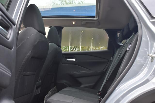 Nissan QASHQAI 1.3 MHEV N-Connecta 140pk | Panoramadak | Stuur/Stoelverwarming | Rondomzicht camera | Whatsapp 06-5318899912 mnd BOVAG garantie |