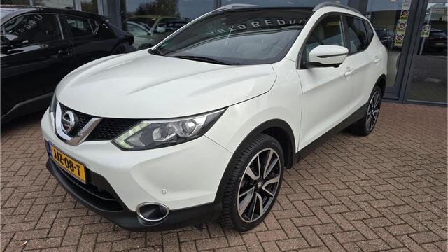 Nissan QASHQAI 1.2 Tekna |Automaat l 360º Camera | Panoramadak l Stoelverwarming l Navi l Achteruitrijcamera l BOVAG Garantie