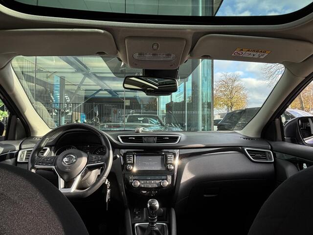 Nissan QASHQAI 1.2 Tekna Panorama | Camera
