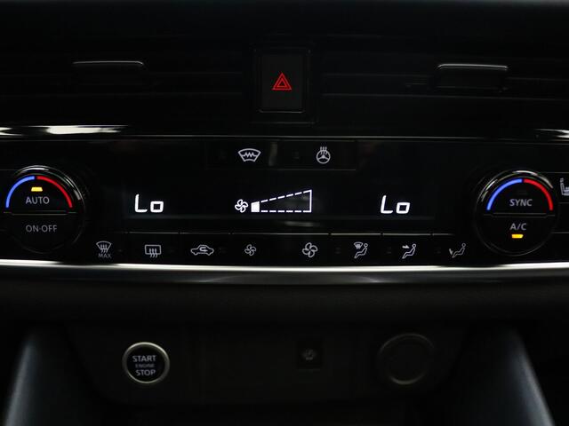 Nissan QASHQAI 140pk MHEV Tekna Head-Up | 360° Camera | Adapt. Cruise | Stoel-/stuur-/voorruitverw. | Panoramadak | Trekhaak