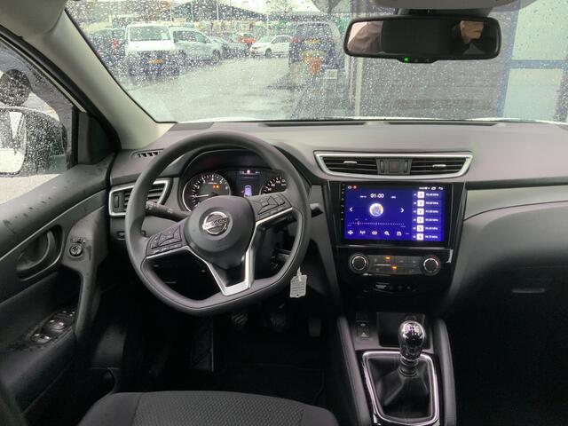 Nissan QASHQAI 1.3 DIG-T Visia A SUV Airco Cruise Groot Scherm Navi Camera Alu Velg TredePLank Euro 6 MPV 141 pk Trekhaak 1300 kg